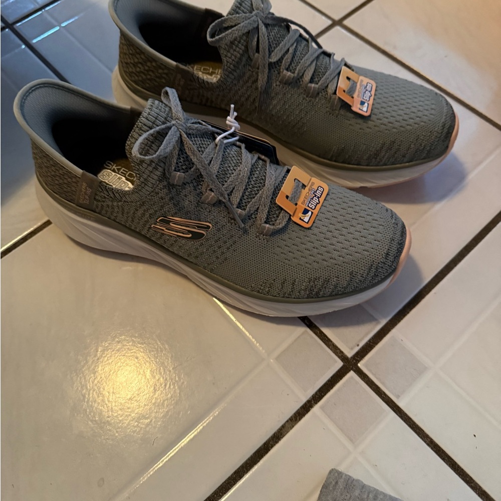 Skechers Women's Athletic Shoes in Gray